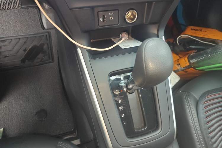 Used Nissan Sylphy 2024 Classic 1.6XE CVT Comfort Edition Gear Lever
