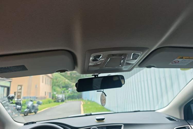 Used Nissan Sylphy 2024 Classic 1.6XE CVT Comfort Edition Headliner