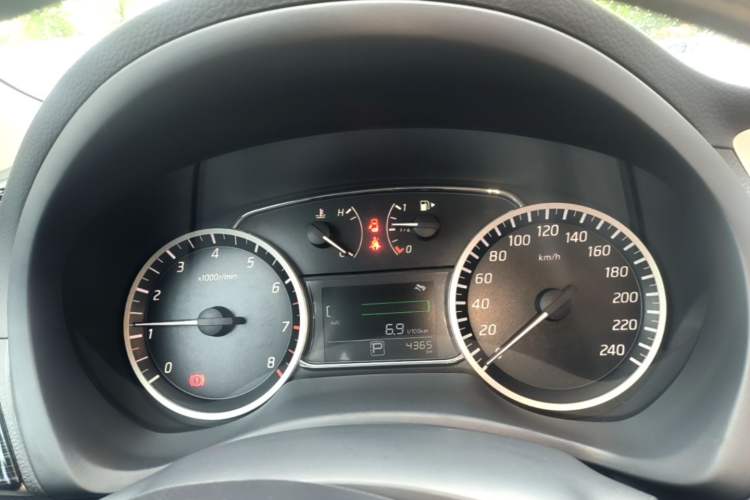 Used Nissan Sylphy 2024 Facelifted Three Classic 1.6XE CVT Comfort Edition Instrument Cluster