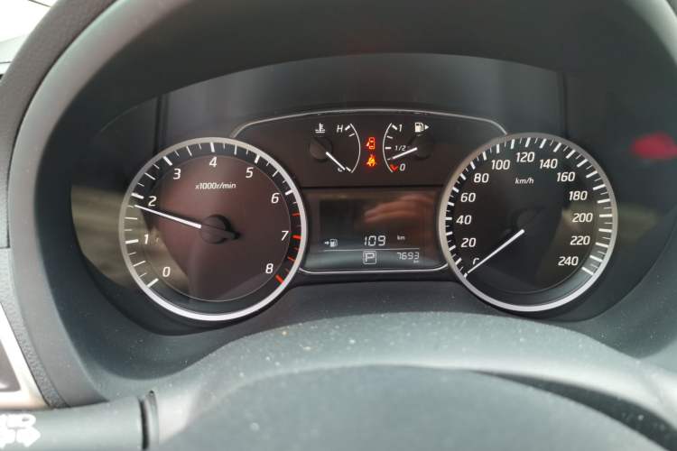 Used Nissan Sylphy 2024 Classic 1.6XE CVT Comfort Edition Instrument Cluster