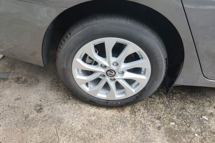 Used Nissan Sylphy 2024 Facelifted Three Classic 1.6XE CVT Comfort Edition Right Rear Wheel Hub