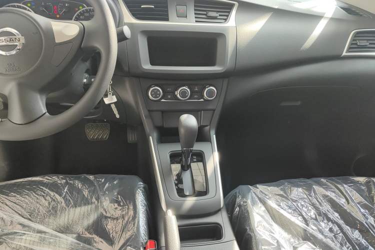Used Nissan Sylphy 2024 Facelifted Three Classic 1.6XE CVT Comfort Edition Audio And AC Panel