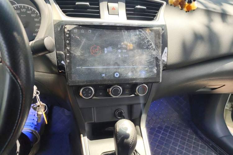 Used Nissan Sylphy 2024 Restyled Version 2 Classic 1.6XE CVT Comfort Edition Audio And AC Panel