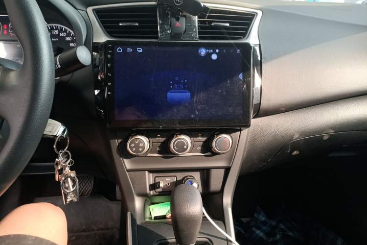 Used Nissan Sylphy 2024 Classic 1.6XE CVT Comfort Edition Audio And AC Panel