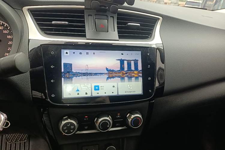 Used Nissan Sylphy 2024 Classic 1.6XL CVT Luxury Edition Audio And AC Panel