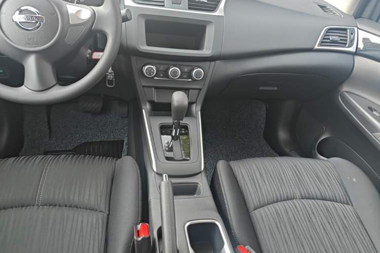 Used Nissan Sylphy 2024 Facelifted Three Classic 1.6XE CVT Comfort Edition Audio And AC Panel