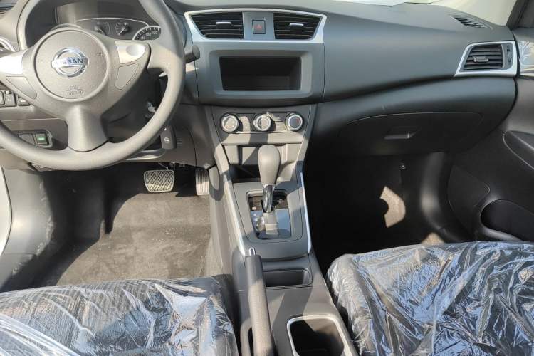 Used Nissan Sylphy 2024 Facelifted Three Classic 1.6XE CVT Comfort Edition Audio And AC Panel