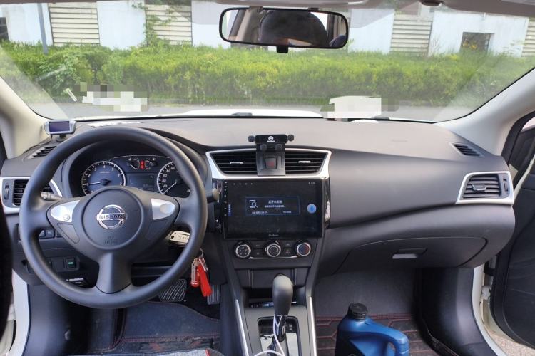 Used Nissan Sylphy 2024 Restyled Version 2 Classic 1.6XE CVT Comfort Edition Center Console