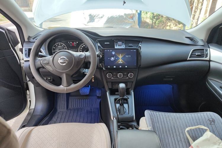 Used Nissan Sylphy 2024 Classic 1.6XE CVT Comfort Edition Center Console