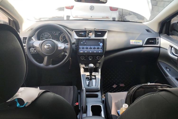 Used Nissan Sylphy 2024 Classic 1.6XE CVT Comfort Edition Center Console