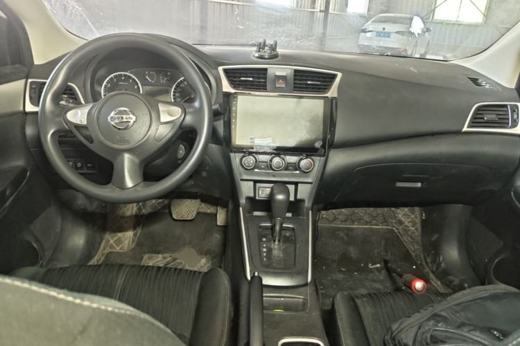 Used Nissan Sylphy 2024 Classic 1.6XE CVT Comfort Edition Center Console