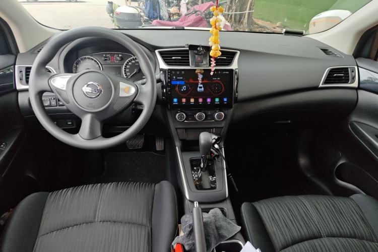 Used Nissan Sylphy 2024 Facelifted Three Classic 1.6XE CVT Comfort Edition Center Console
