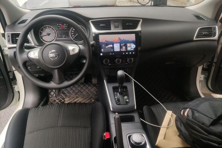 Used Nissan Sylphy 2024 Facelifted Three Classic 1.6XE CVT Comfort Edition Center Console