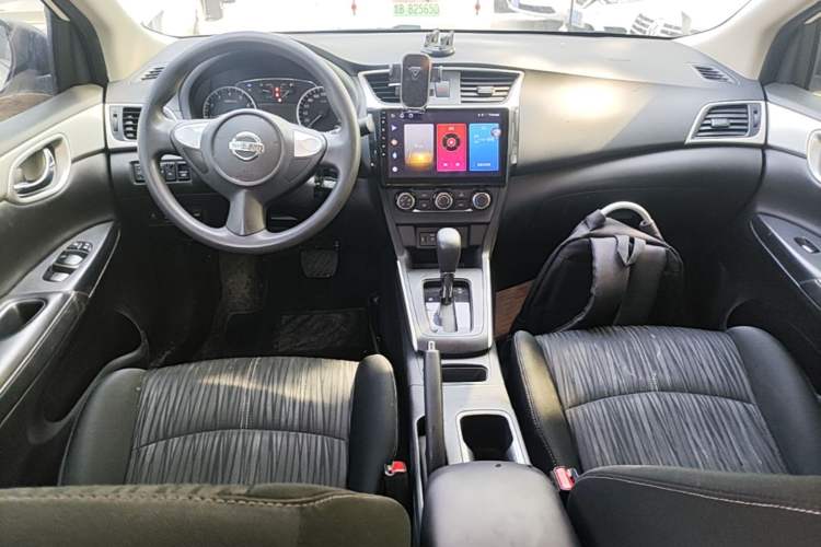 Used Nissan Sylphy 2024 Classic 1.6XE CVT Comfort Edition Center Console