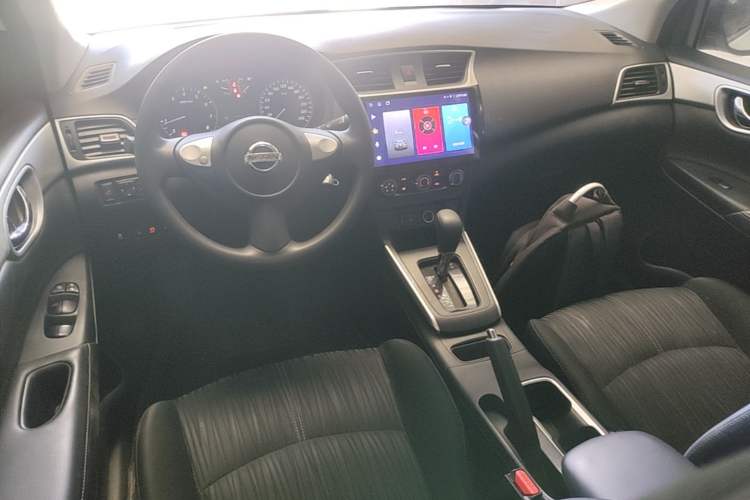 Used Nissan Sylphy 2024 Classic 1.6XE CVT Comfort Edition Center Console