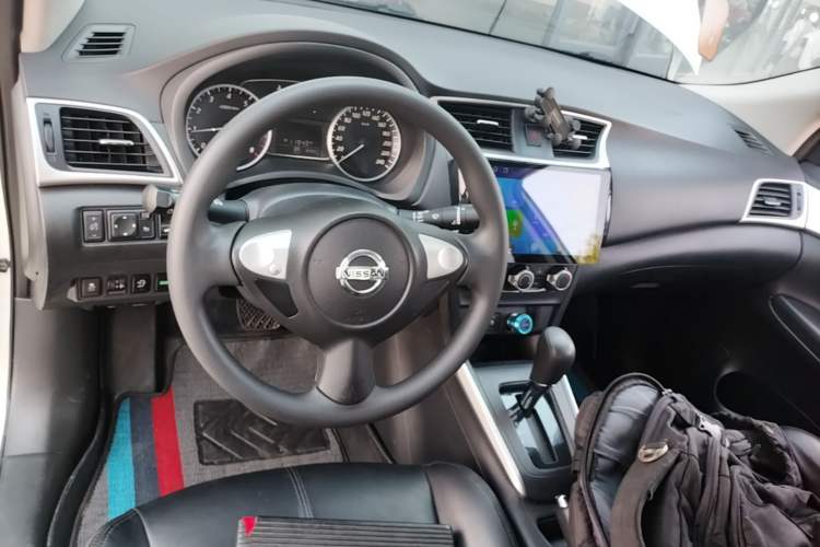 Used Nissan Sylphy 2024 Classic 1.6XE CVT Comfort Edition Center Console