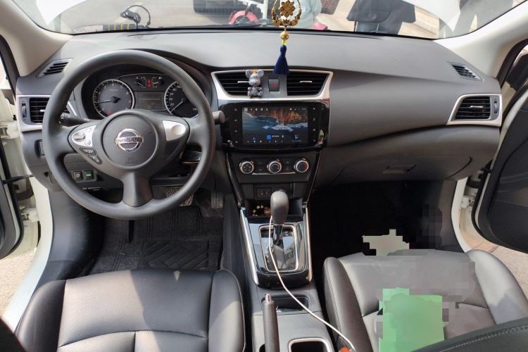 Used Nissan Sylphy 2024 Classic 1.6XL CVT Luxury Edition Center Console