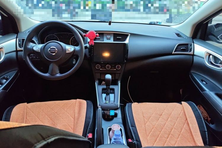 Used Nissan Sylphy 2024 Restyled Version 2 Classic 1.6XE CVT Comfort Edition Center Console