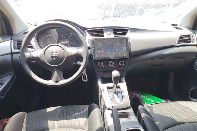 Used Nissan Sylphy 2024 Revised Version Classic 1.6XE CVT Comfort Edition Center Console