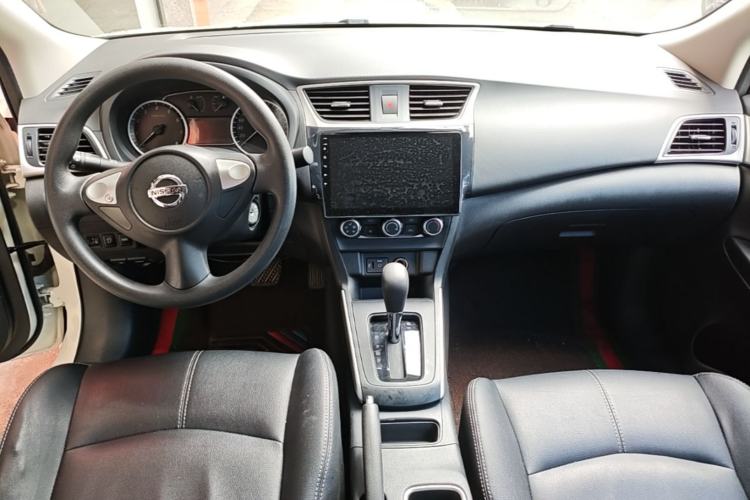 Used Nissan Sylphy 2024 Classic 1.6XE CVT Comfort Edition Center Console