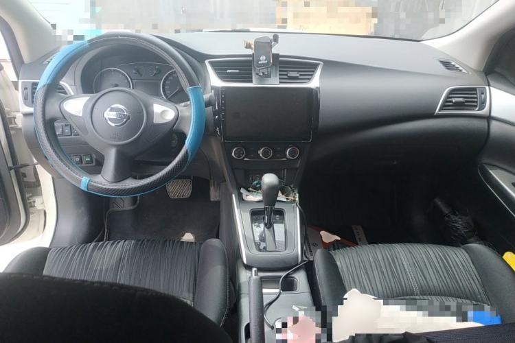 Used Nissan Sylphy 2024 Classic 1.6XE CVT Comfort Edition Center Console