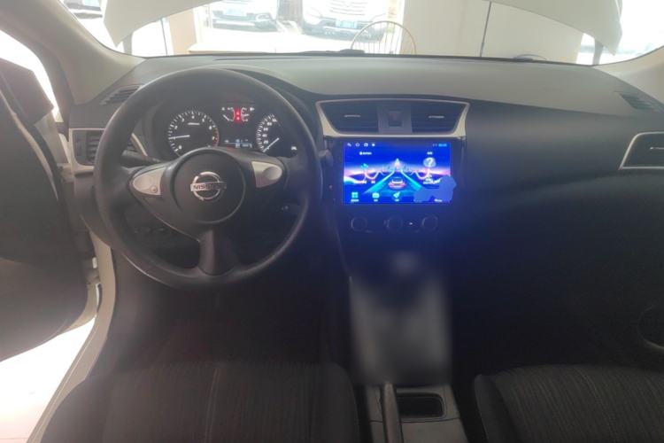 Used Nissan Sylphy 2024 Classic 1.6XE CVT Comfort Edition Center Console