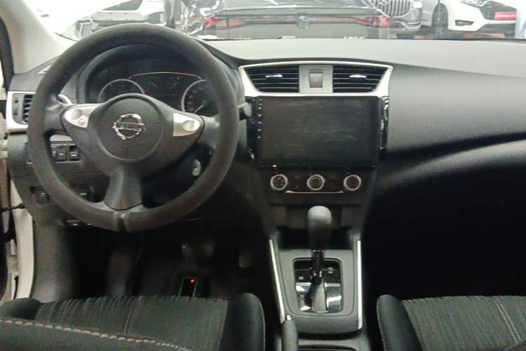 Used Nissan Sylphy 2024 Facelifted Three Classic 1.6XE CVT Comfort Edition Center Console