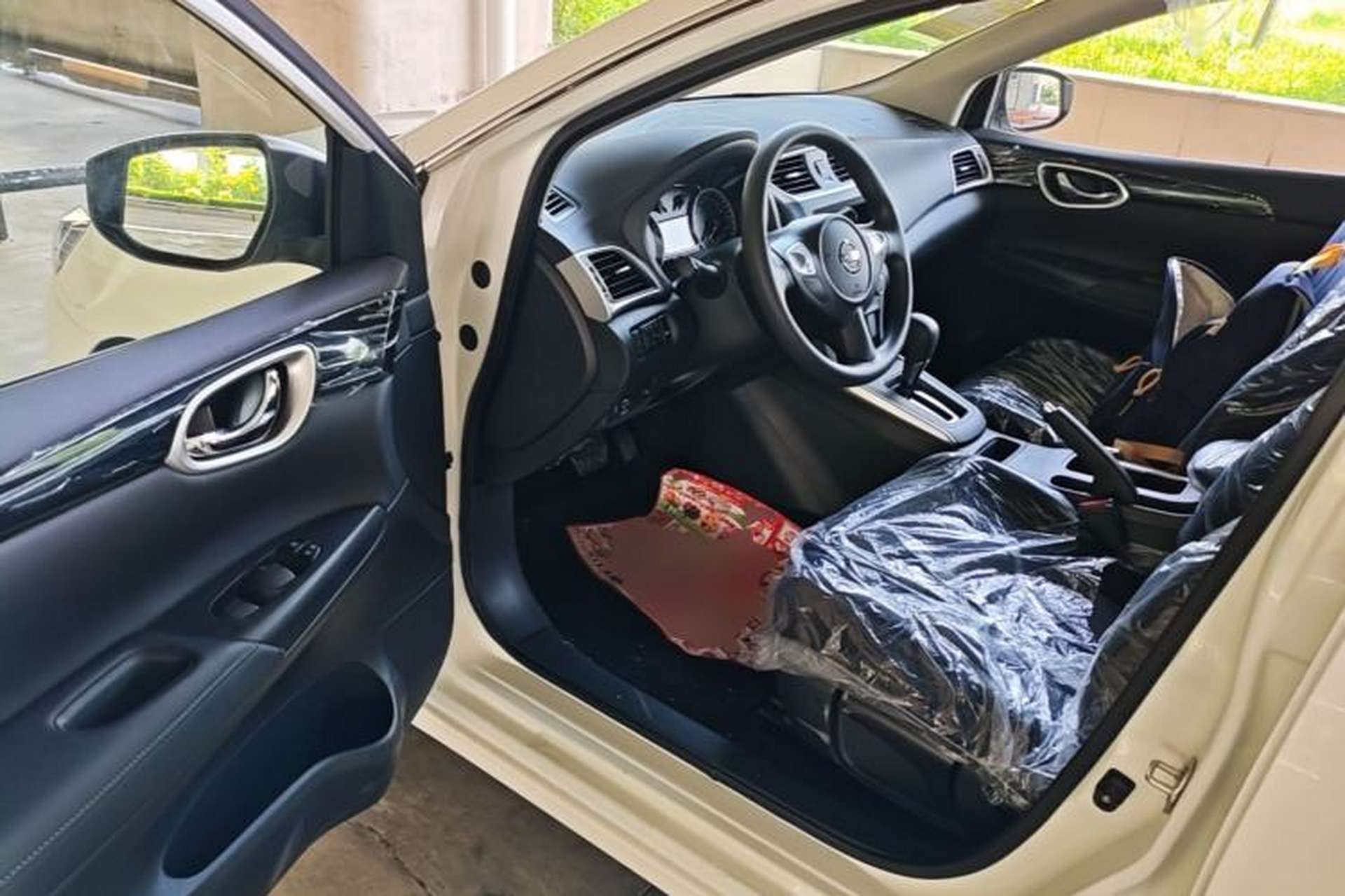 Used Nissan Sylphy 2024 Facelifted Three Classic 1.6XE CVT Comfort Edition Driver Seat