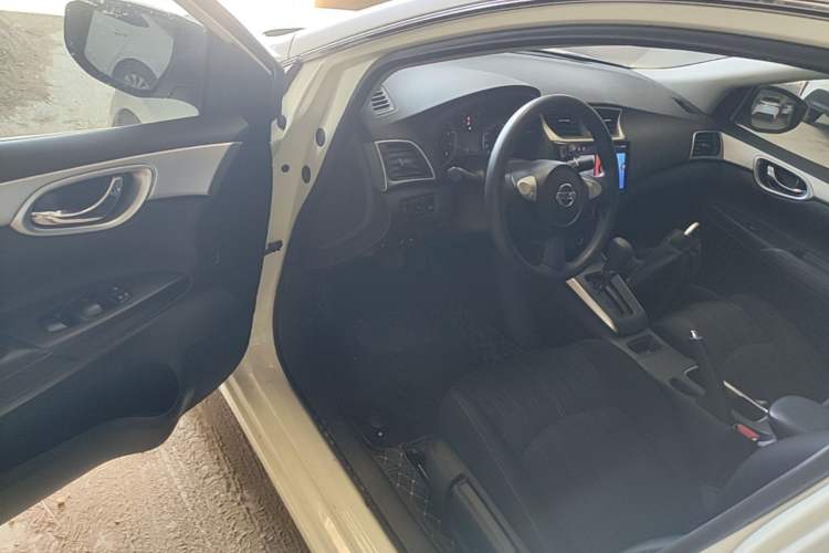 Used Nissan Sylphy 2024 Classic 1.6XE CVT Comfort Edition Driver Seat