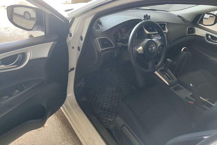 Used Nissan Sylphy 2024 Classic 1.6XE CVT Comfort Edition Driver Seat
