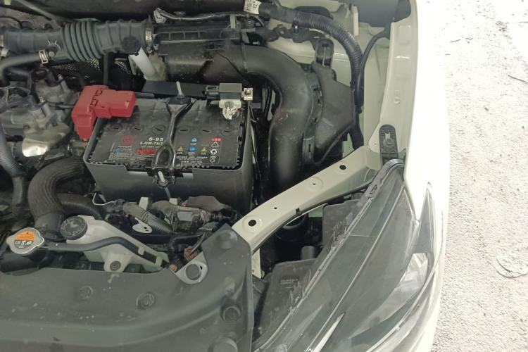 Used Nissan Sylphy 2024 Revised Version Classic 1.6XE CVT Comfort Edition Engine Bay Left