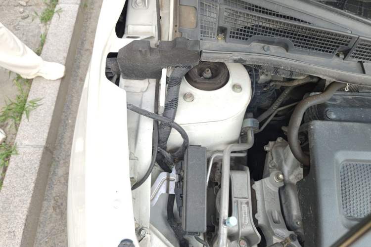 Used Nissan Sylphy 2024 Classic 1.6XE CVT Comfort Edition Engine Bay Right
