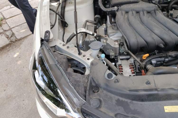 Used Nissan Sylphy 2024 Classic 1.6XE CVT Comfort Edition Engine Bay Right