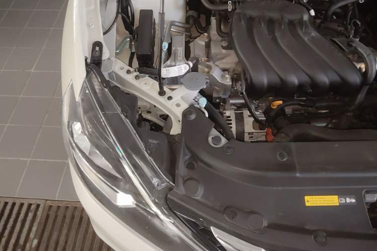 Used Nissan Sylphy 2024 Restyled Version 2 Classic 1.6XE CVT Comfort Edition Engine Bay Right