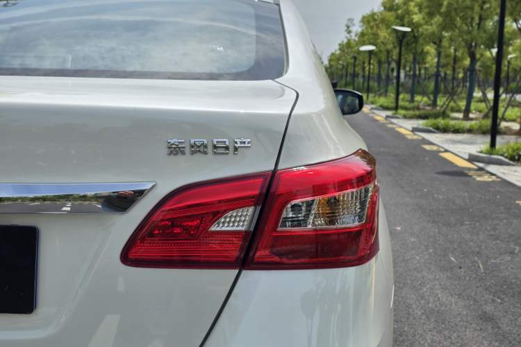 Used Nissan Sylphy 2024 Classic 1.6XL CVT Luxury Edition Exterior 10