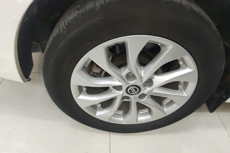 Used Nissan Sylphy 2024 Classic 1.6XE CVT Comfort Edition Exterior 2
