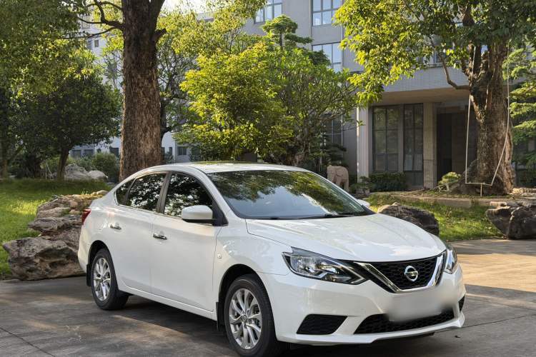 Used Nissan Sylphy 2024 Classic 1.6XL CVT Luxury Edition Exterior 2