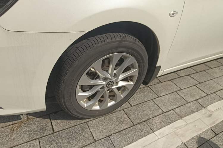 Used Nissan Sylphy 2024 Classic 1.6XE CVT Comfort Edition Exterior 2