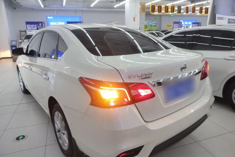 Used Nissan Sylphy 2024 Classic 1.6XE CVT Comfort Edition Exterior 2
