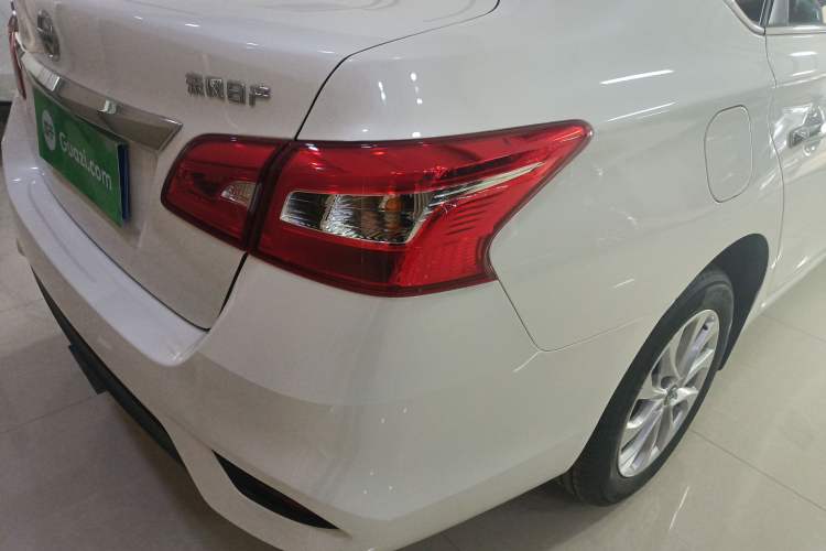 Used Nissan Sylphy 2024 Facelifted Three Classic 1.6XE CVT Comfort Edition Exterior 3