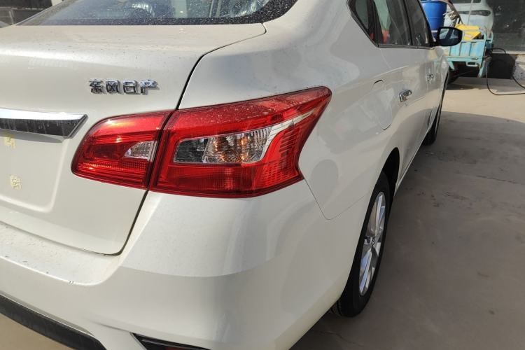Used Nissan Sylphy 2024 Facelifted Three Classic 1.6XE CVT Comfort Edition Exterior 3