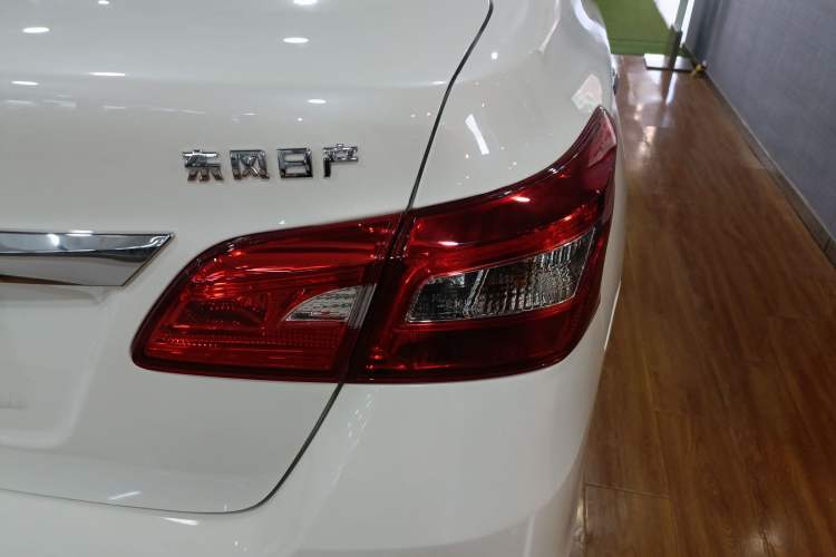 Used Nissan Sylphy 2024 Facelifted Three Classic 1.6XE CVT Comfort Edition Exterior 3