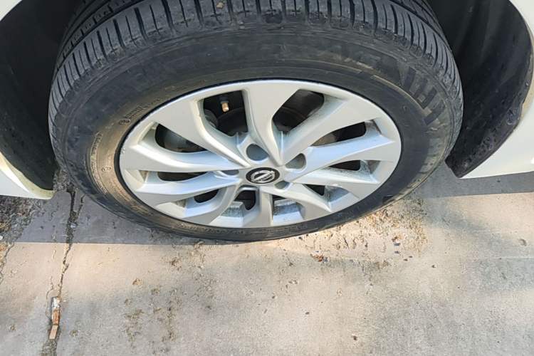 Used Nissan Sylphy 2024 Classic 1.6XE CVT Comfort Edition Exterior 4