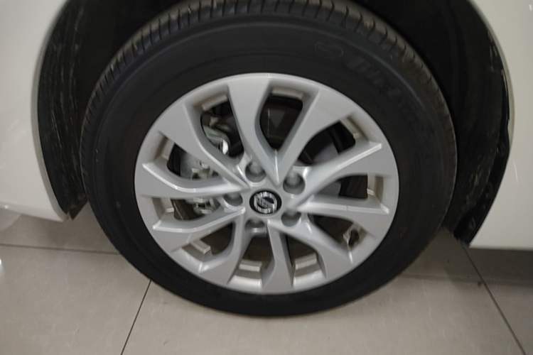 Used Nissan Sylphy 2024 Restyled Version 2 Classic 1.6XE CVT Comfort Edition Exterior 4