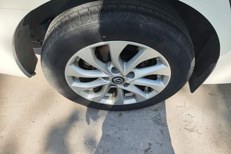 Used Nissan Sylphy 2024 Classic 1.6XE CVT Comfort Edition Exterior 5