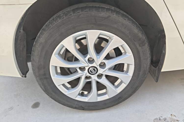 Used Nissan Sylphy 2024 Classic 1.6XE CVT Comfort Edition Exterior 5