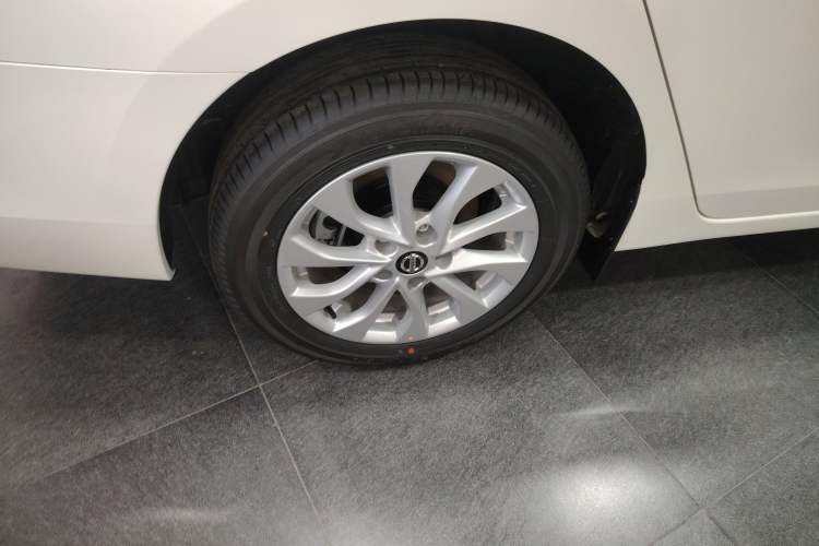 Used Nissan Sylphy 2024 Facelifted Three Classic 1.6XE CVT Comfort Edition Exterior 5