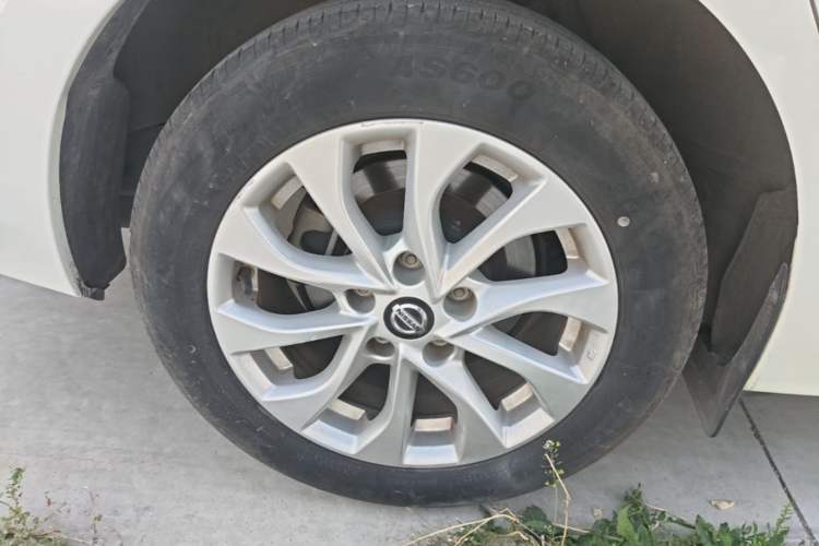 Used Nissan Sylphy 2024 Classic 1.6XE CVT Comfort Edition Exterior 5
