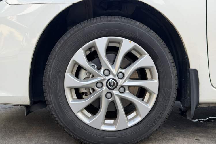 Used Nissan Sylphy 2024 Classic 1.6XL CVT Luxury Edition Exterior 7