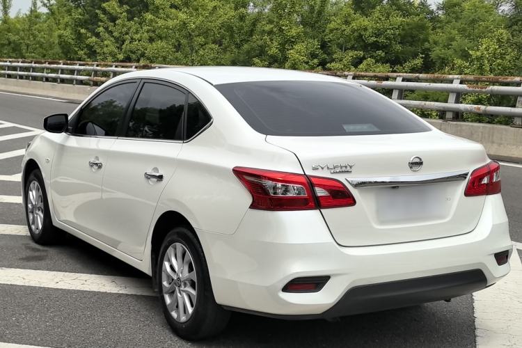 Used Nissan Sylphy 2024 Classic 1.6XE CVT Comfort Edition Exterior 7